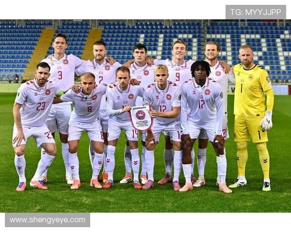 土耳其足球队在世预赛中以6比1狂胜保加利亚伊尔迪兹双响居莱尔贡献进球与助攻