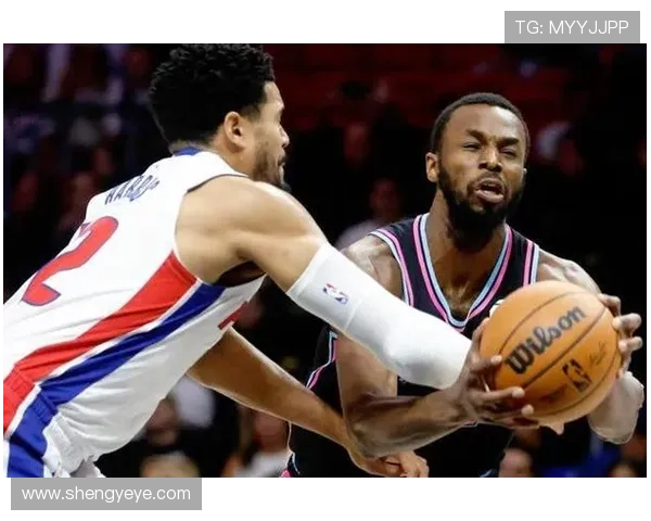 维金斯半场表现出色6中4砍下11分助攻与抢断均有贡献